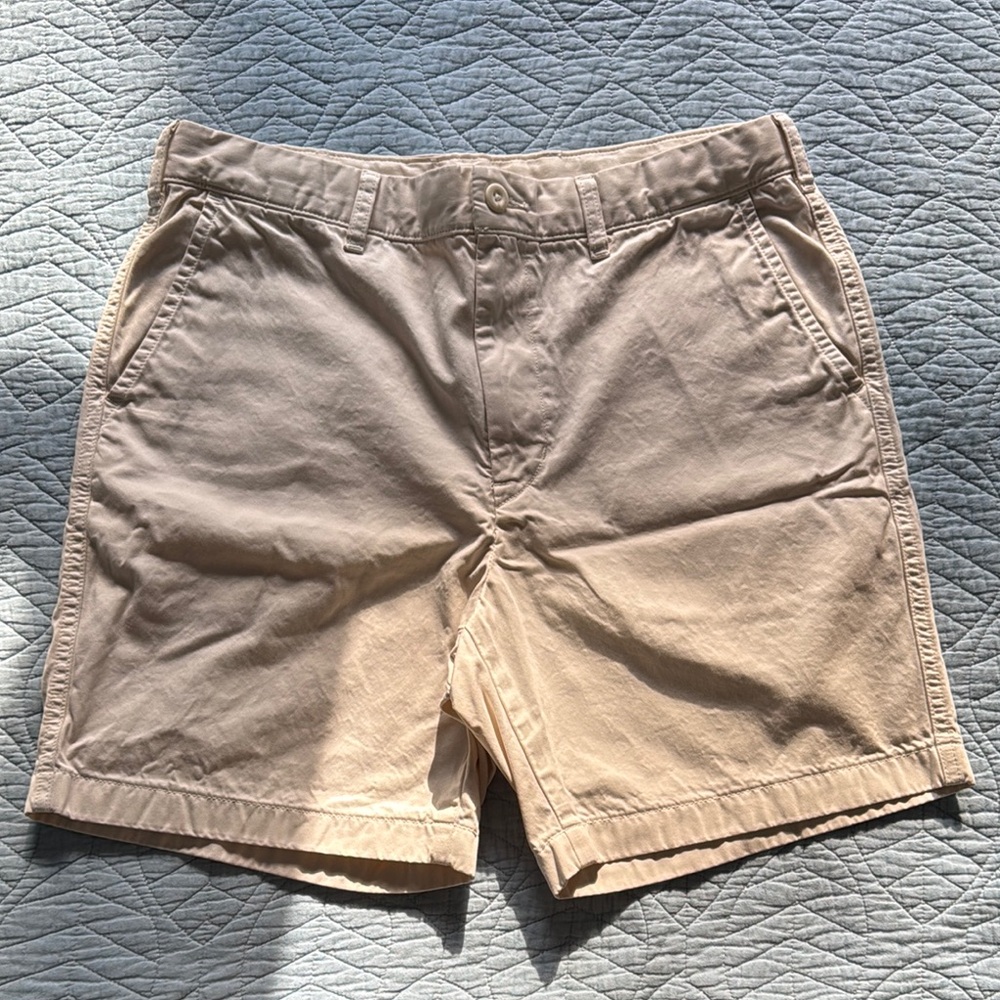 Uniqlo Men's Creme Shorts